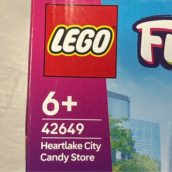 Lego Friends 42649 Heartlake City Candy Store Set 376 Pcs Building Kit For Ages - Picture 6 of 7